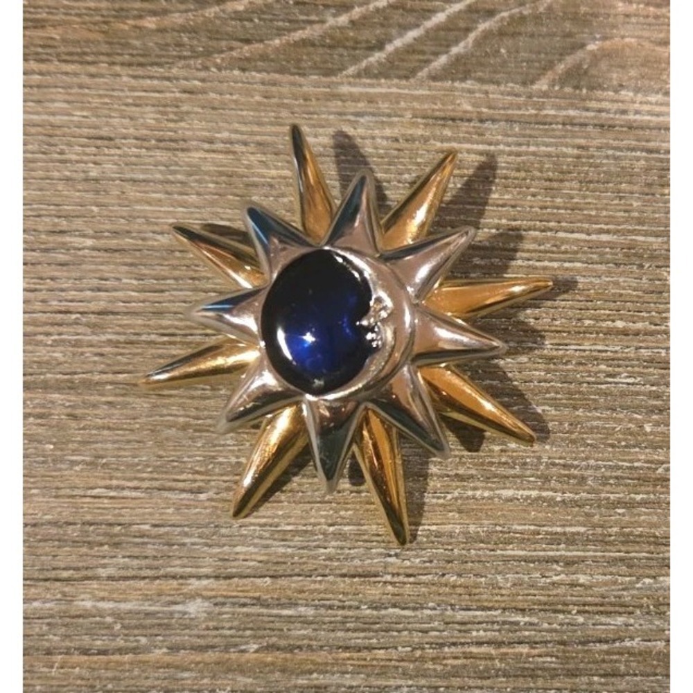 Vtg Signed LIZ CLAIBORNE Gold Silvertone Sun Moon Celestial Brooch - Excellent